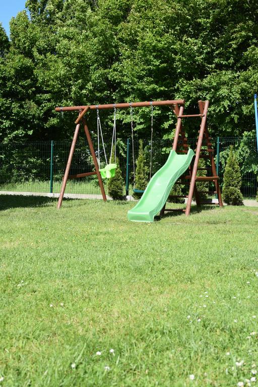 Pokoje U Anastazji Zakrzewo  Exteriör bild